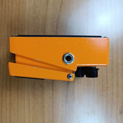 Boss Ds-1 Distortion Pedal 1980 [SN 0000](Long Dash,Silver Screw,Black Label) image 8