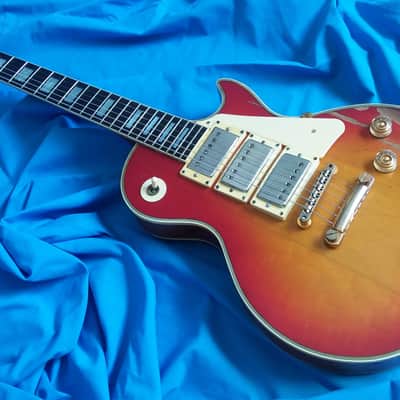Greco EG-500 (mod EG-600 Ace Frehley 3 pickups) Super Real image 13
