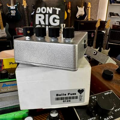 Smart Belle Fuzz Super Limited Edition Made in USA S/N : 0124 image 8