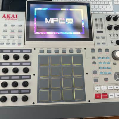 Akai MPC X Special Edition Standalone Sampler / Sequencer 2023 - Present - Grey image 2