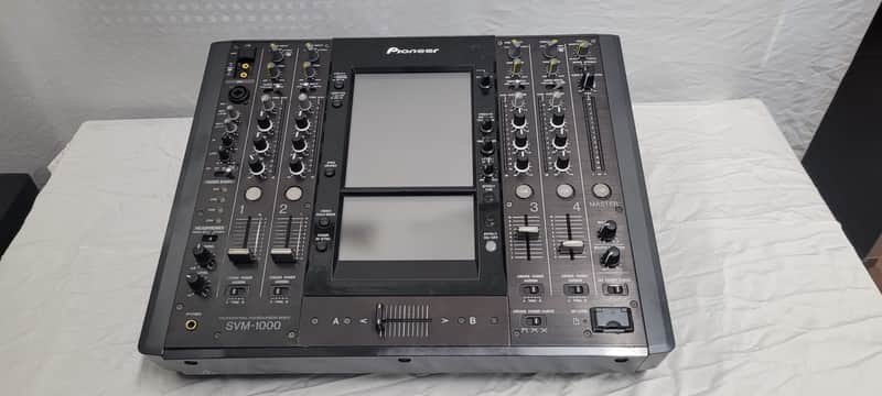 Pioneer SVM-1000 Audio/Video DJ Mixer 2010s - Black image 1