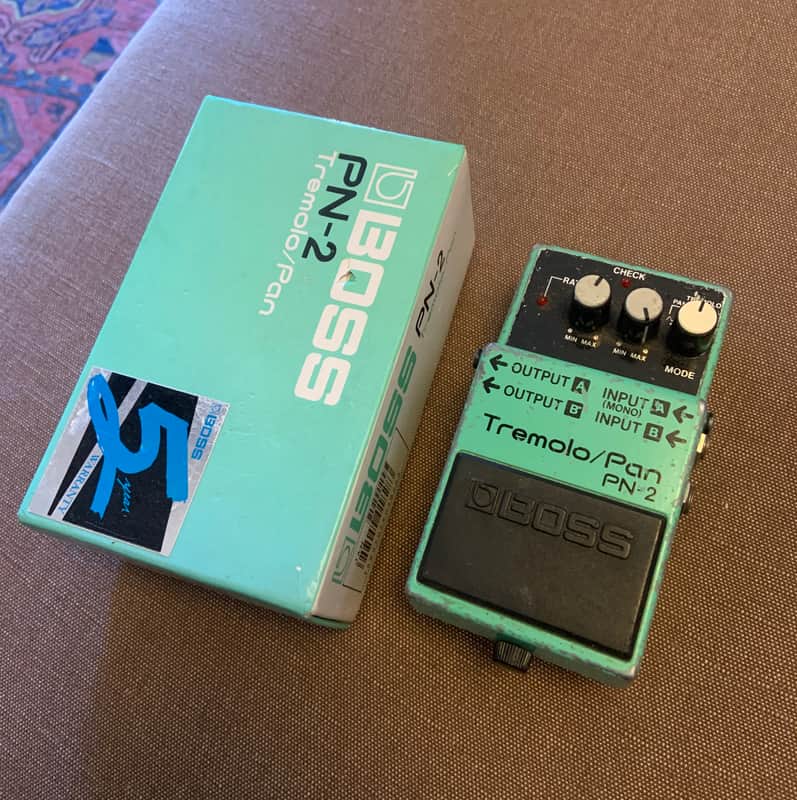 Boss PN-2 Tremolo/Pan (Silver Label) 1990 - 1995 - Green image 1