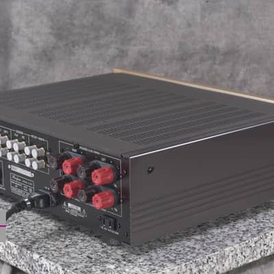 Accuphase E-270 Integrated Stereo Amplifier in Excellent Condition w/ Remote image 14