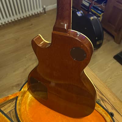 Gibson Les Paul true 1968 small headstock goldtop standard image 2
