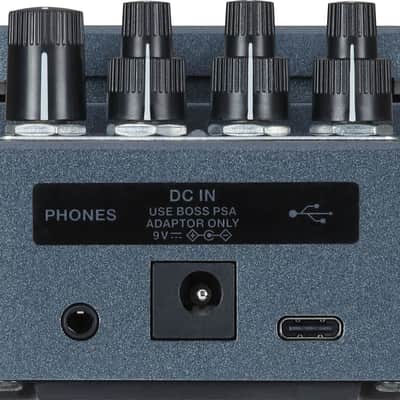 Boss IR-2 Amp and Cabinet image 2