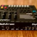 Elektron Digitone 8-Voice Digital Synthesizer 2017 - Present - Black