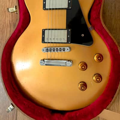 Gibson Les Paul Studio '50s Tribute Gold Top Dark Back - RELIC image 3