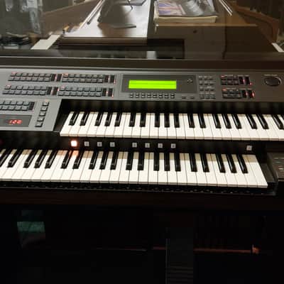 Yamaha EL-70 Organ image 4