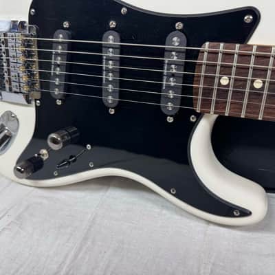 Fender American Performer Stratocaster Guitar with Rexylab Ultimate Strat upgrades/mods + Case 2023 - Arctic White / Rosewood fingerboard image 6