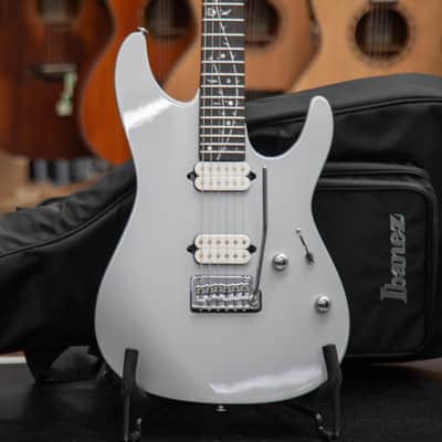 IBANEZ TOD10 Tim Henson Signature image 1
