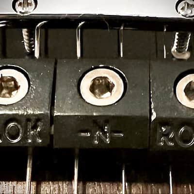 Lok-N-Roll Compensated Locking Floyd Rose™️ Guitar Nut Upgrade - Black IMPORT image 2
