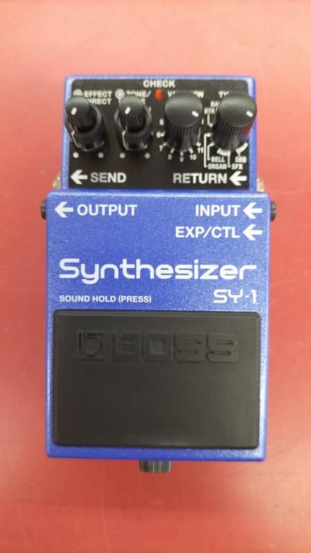 Boss SY-1