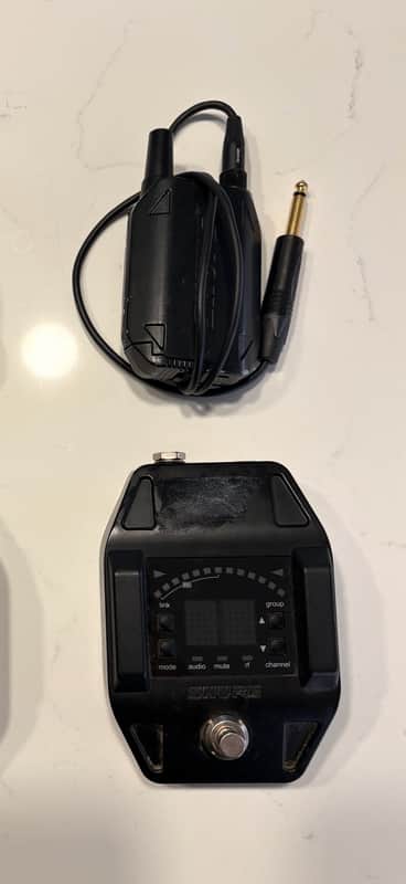 Shure GLXD16+ Wireless Guitar Pedal System 2023 - Present - Black image 1