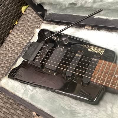 Hohner  Left hand Lefty Handed / G3 T Tremolo Headless Guitar Licensed by Steinberger - Black image 5
