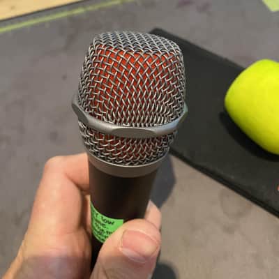 SE V7 Microphone with Yeller Ball and bag image 4