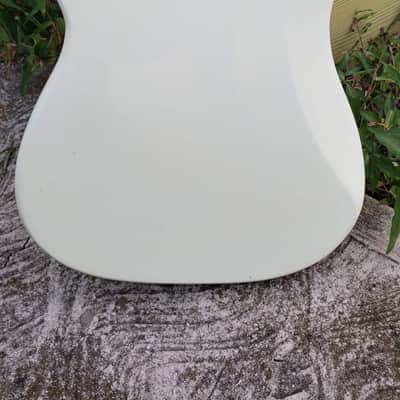 Peavey  international series milestone ii  White image 13