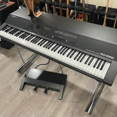 Roland RD-1000 Digital Piano Wooden Keyboard 1986 - Black