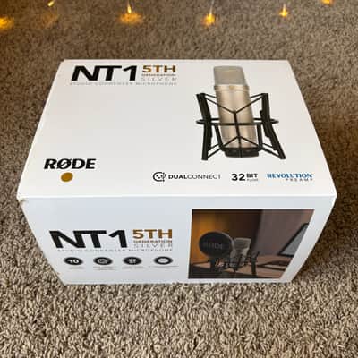 RODE NT1 5th Generation Cardioid Condenser Microphone - Silver Nickel - USB-C & XLR Output image 7