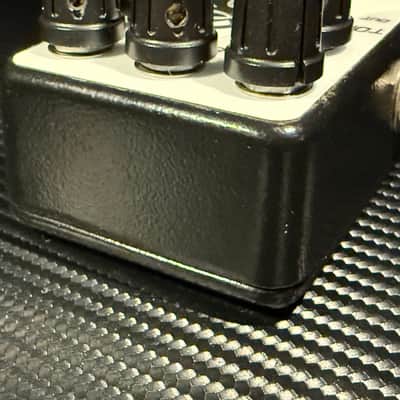 Hermida Audio Tiki Drive-Graphic, 2011, hand wired and signed by A. Hermida image 8