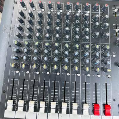 Soundcraft Spirit Powerstation 1200 12 CH Mixer w/Effects & Padded Case WORKING image 2