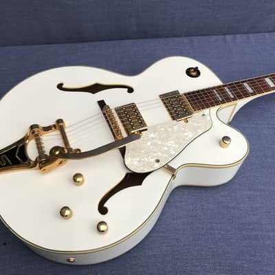 Shine Semi acoustic electric Guitar-HS-943 made in Korea late 9o's inc hard case. image 2