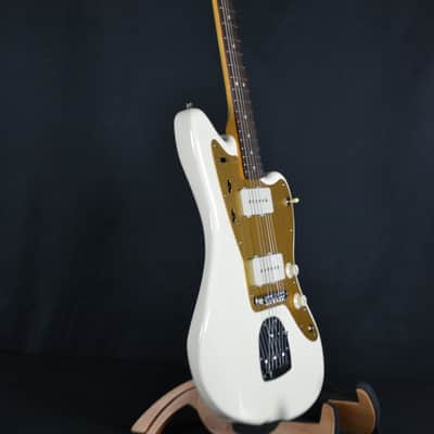 Squier J. Mascis Jazzmaster 2025 - Vintage White image 5