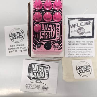 Sketchy Sounds Lost Soul FUZZ Modulation Pedal Bubblegum image 2