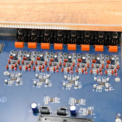 AVID XO16 Analog/Digital Output Card for VENUE Mix Rack and VENUE SC48 CG01M53 image 6