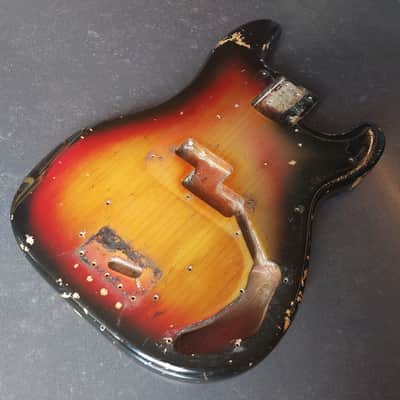 Fender Precision Bass body 1975/1976 - Sunburst image 3