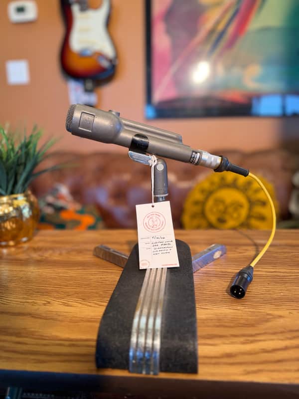 Vintage Electro-Voice 666 Supercardioid Dynamic Microphone- *Plug & Play* Complete Bild 1