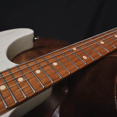 Tom Anderson Pro Am 2021 - Translucent White - Dark Grain image 5