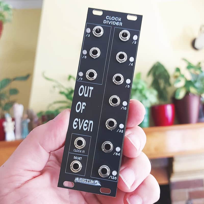 BIGZUN Out Of Even - Eurorack Clock Divider Module | 10 Outputs incl. Odd Divisions /3 /5 /7 | 8HP image 1