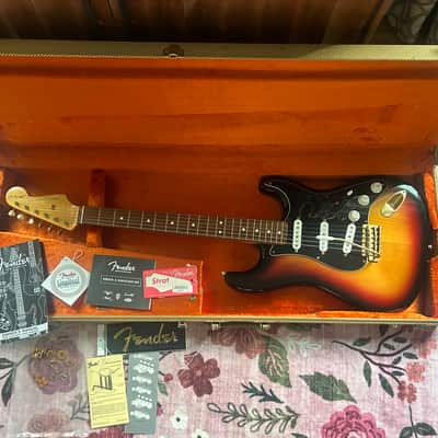 2006 Fender Stevie Ray Vaughan Stratocaster SRV Pau Ferro Fretboard Three-Color Sunburst image 1