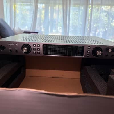 Universal Audio Apollo x6 Thunderbolt 3 Audio Interface 2018 - Present - Black image 10