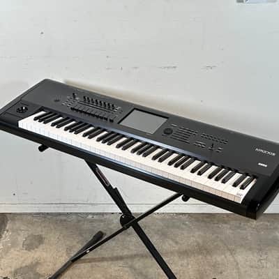 Korg Kronos 73-Key Music Workstation Keyboard w/ SKB Travel Case image 5