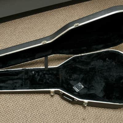 Ovation 9110 Molded  Deep Bowl Hardshell Case image 2