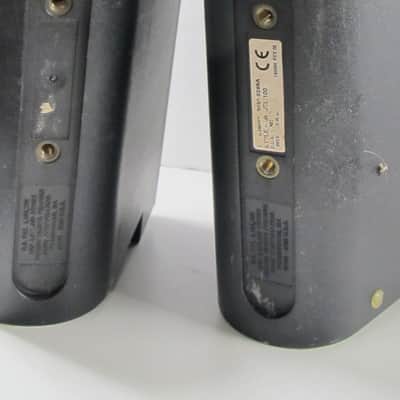 Bose 1 Pair of Model 100 Speakers image 7