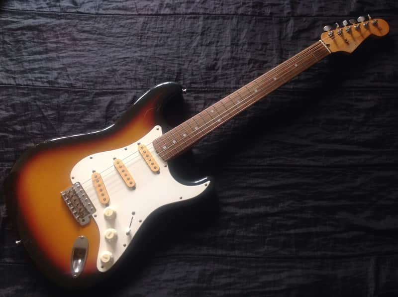 1990 Fender Japan Stratocaster Standard 3-Color Sunburst image 1