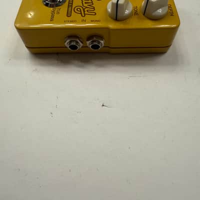 TC Electronic Gravy Tri Chorus & Vibrato Stereo Rare Guitar Effect Pedal image 4