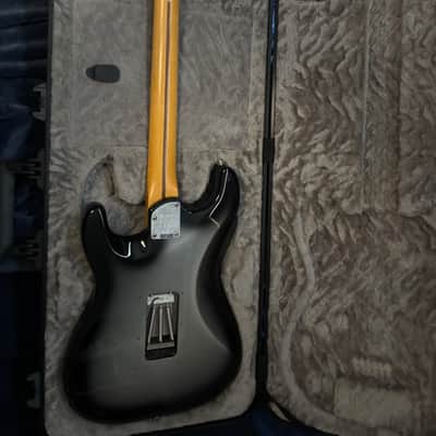 Fender American Ultra Luxe Stratocaster Floyd Rose HSS 2021 - 2024 - Silverburst image 2