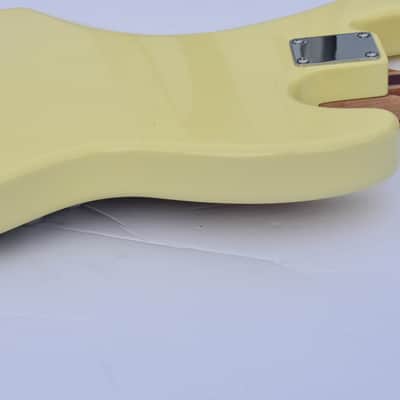 Ankh Instruments Woodie (new), 35" scale, L/H, 4 string, Jazz Bass,2021, 2021, Butter Cream image 14