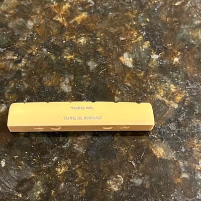 Graph Tech PQL-6060-AG Epiphone Slotted Nut 2010s - Aged White image 1