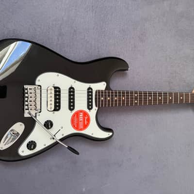 Squier Contemporary Stratocaster HSS with Laurel Fretboard 2018 - Black Metallic image 15