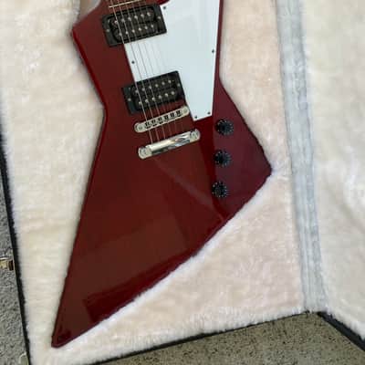Immagine 2012 Gibson Explorer Cherry, Roasted Maple Fretboard, OHSC - 1