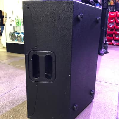 Mackie SRM650 1600W 15″ High-Definition Powered Loudspeaker (Floor Model) image 4