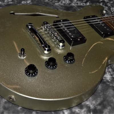 2001 Hamer - Artist - Silver image 9
