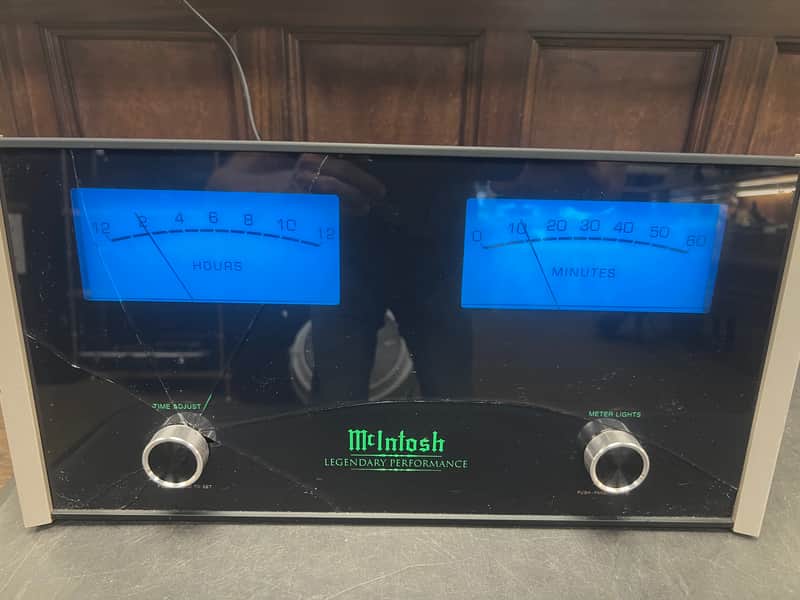 Mcintosh MCLK12 Analog Clock For Desk or Wall Mount image 1