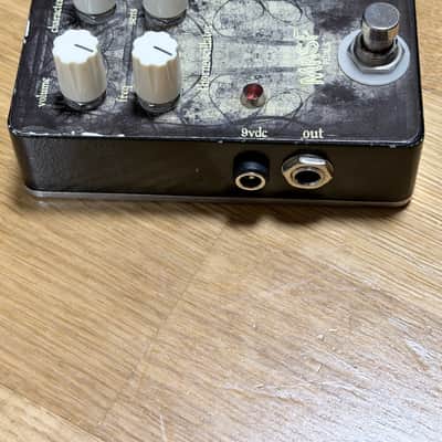 MASF M.A.S.F. Thornoscillator Oscillating Fuzz Pedal oscillate - black with print version image 5