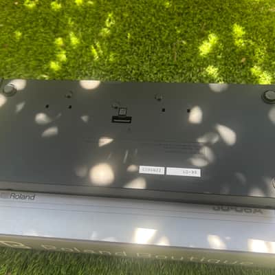 Roland JU-06A Boutique Series Synthesizer Module with Decksaver & Folding dock image 6