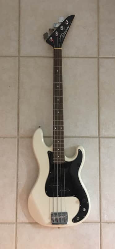 Vintage Dean Playmate Bass Guitar 1989 image 1